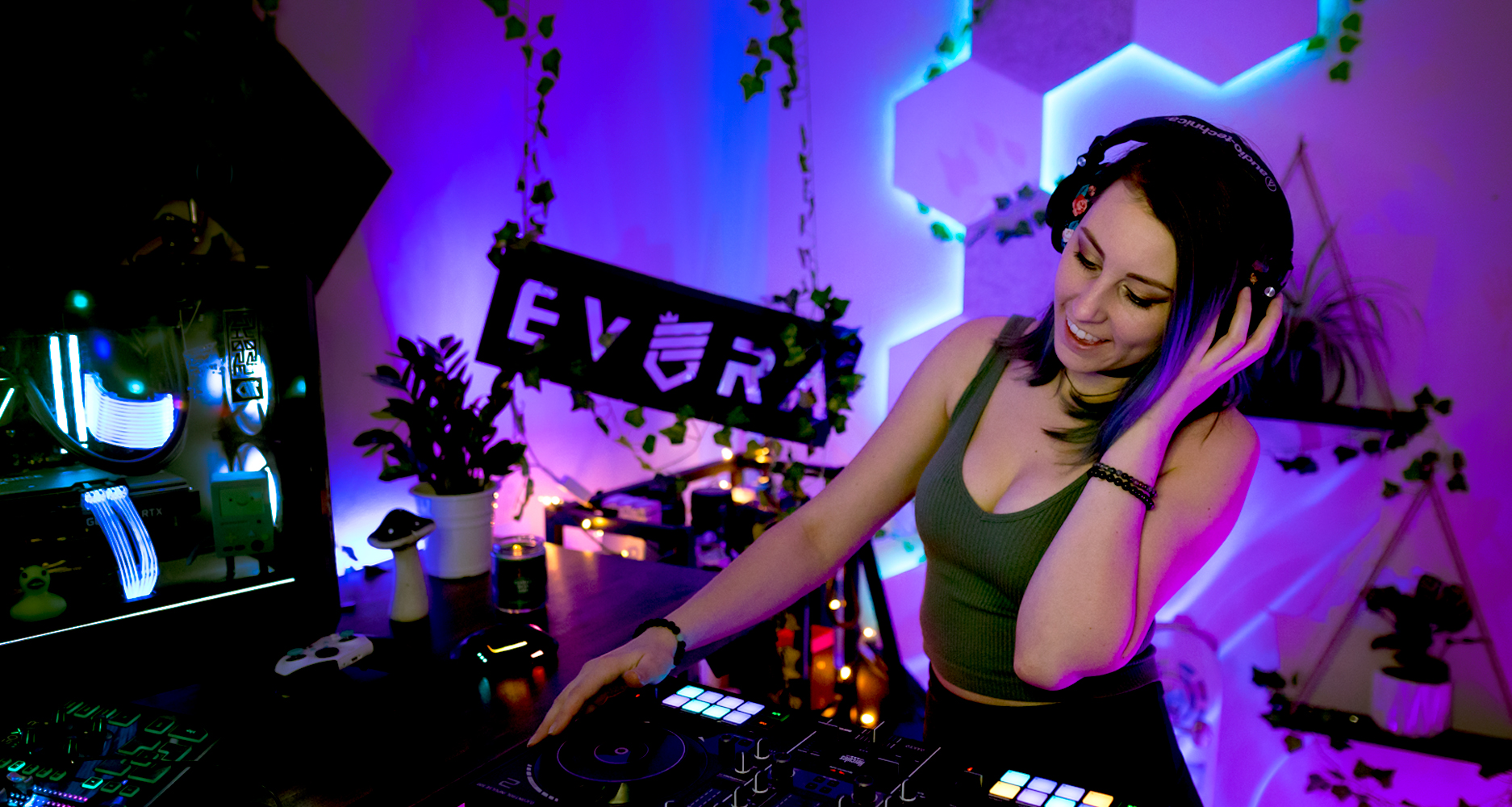 Ev0ra Lnk.Bio · link in bio