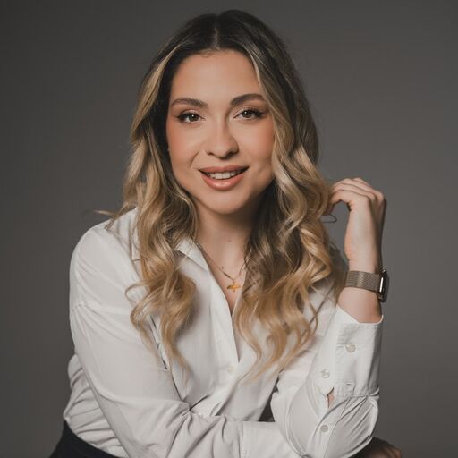 @asenovateodora Profile Picture