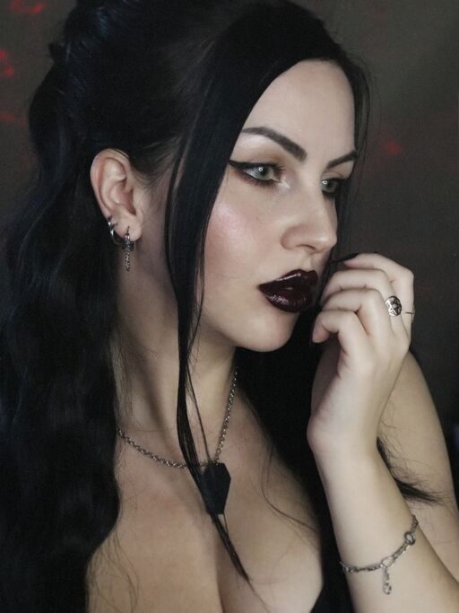 @nocturae Profile Picture