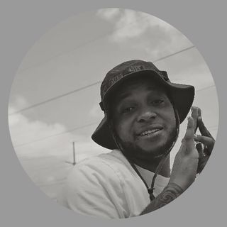 @duckiemrpoetry Profile Picture