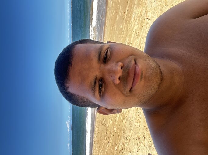 LnkBio profile picture for @Oliveira
