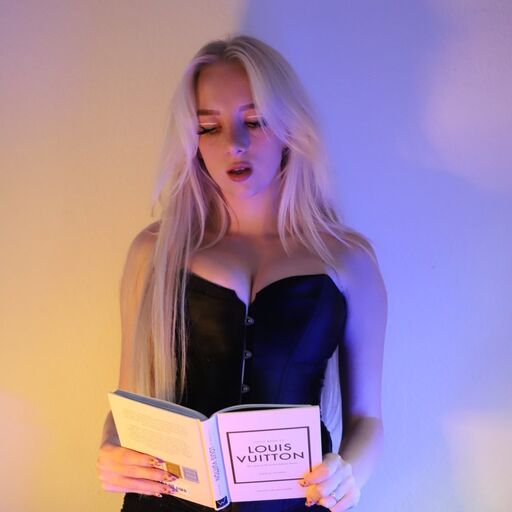 @babychar_x Profile Picture