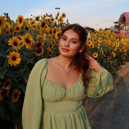 @lavinastegenga Profile Picture