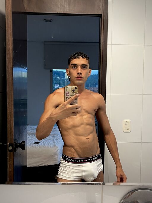 @estebanzapata062 Profile Picture