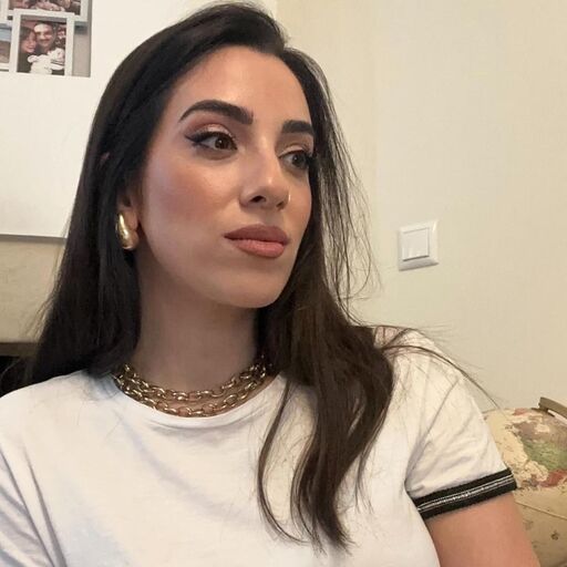 @makmaria_mak Profile Picture