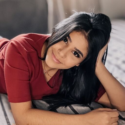 @elisyiara Profile Picture
