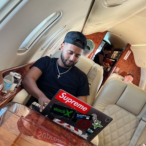 LnkBio profile picture for @jojo