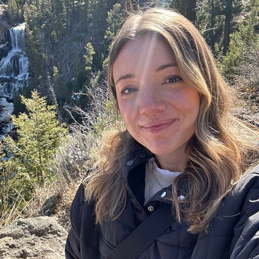 @stephietay Profile Picture