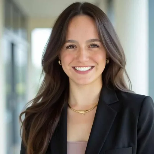 @Madison Constanza, Realtor at Lamacchia Realty Profile Picture