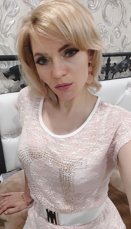 @AngelSweety Profile Picture