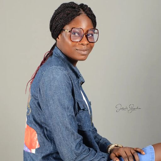@ecom_vicky01 Profile Picture