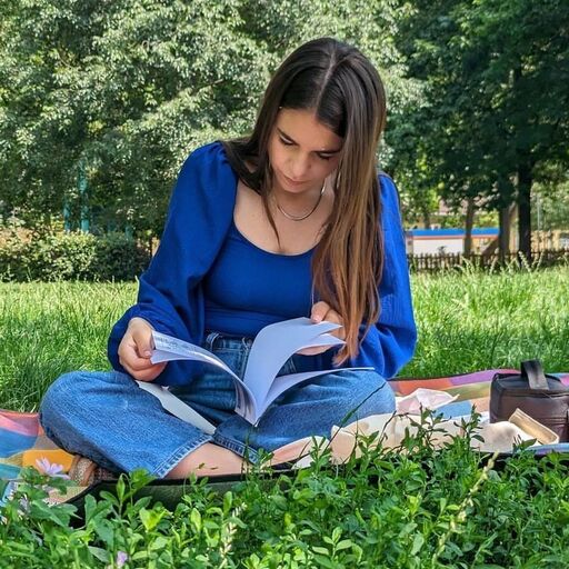 @bebilubooks Profile Picture