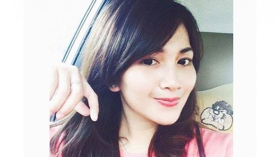 @Essential Profile Picture