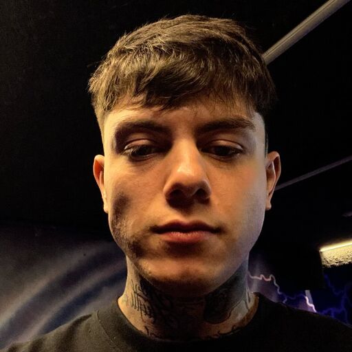 @aaronkawillian Profile Picture