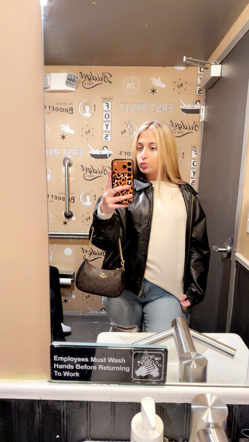 @Bhadmads Profile Picture