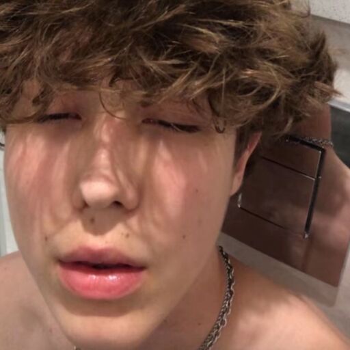 @penofein Profile Picture
