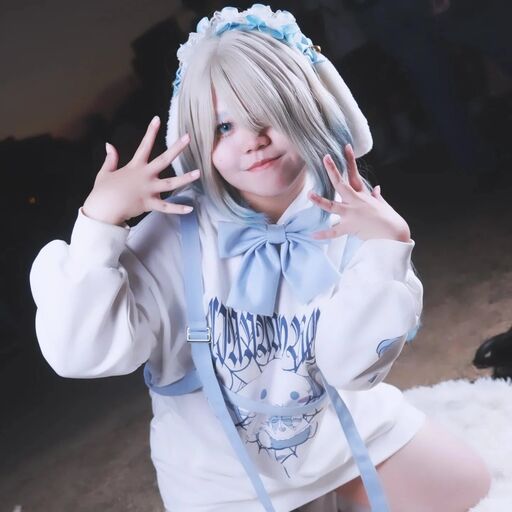 LnkBio profile picture for @snyder