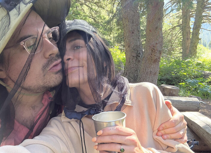 @BlakeandEmmaHoneymoon Profile Picture