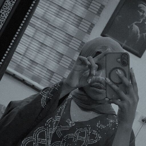 @Ftee_mah Profile Picture