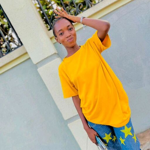 @ayomiposi Profile Picture