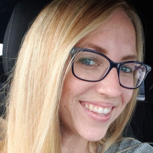 @literarilycute Profile Picture