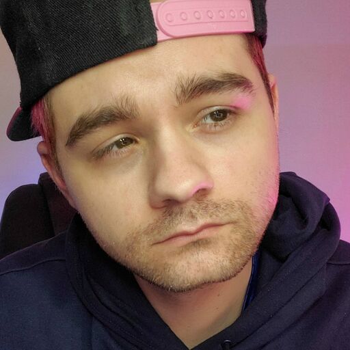LnkBio profile picture for @staf