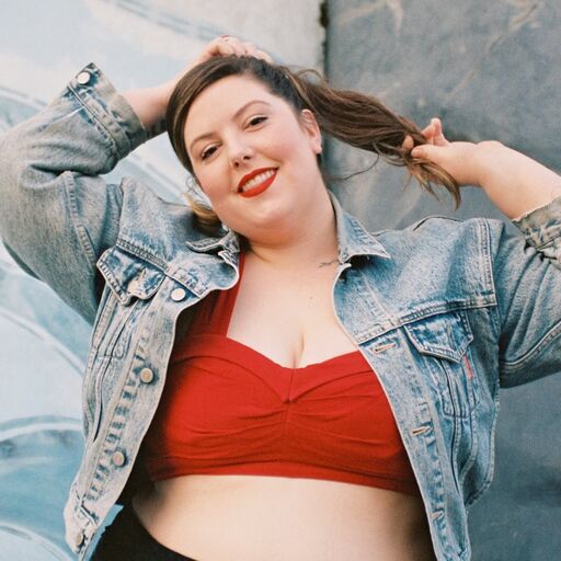 @marylambertsing Profile Picture