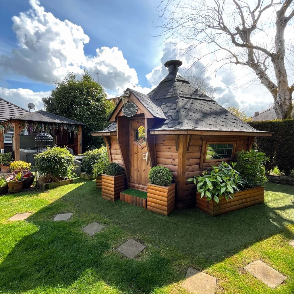 Hot Tub & BBQ Cabin Customer Story: The Almonds