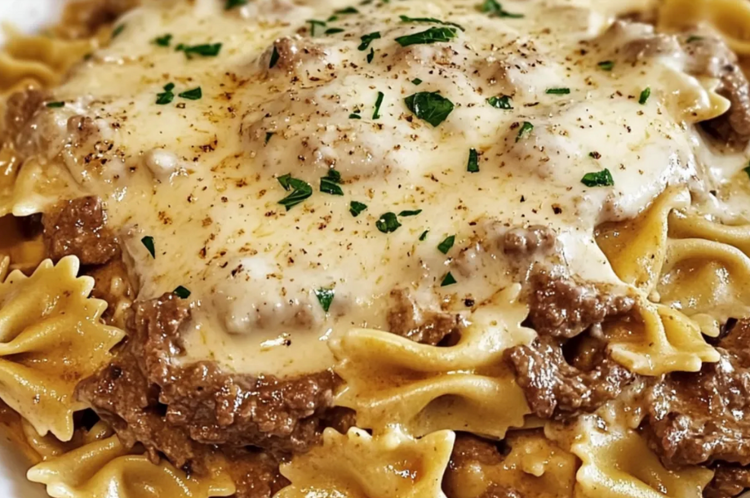 Creamy Parmesan Garlic Beef Pasta