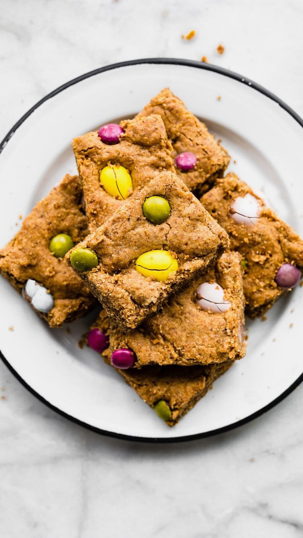 GLUTEN-FREE COOKIE BARS 