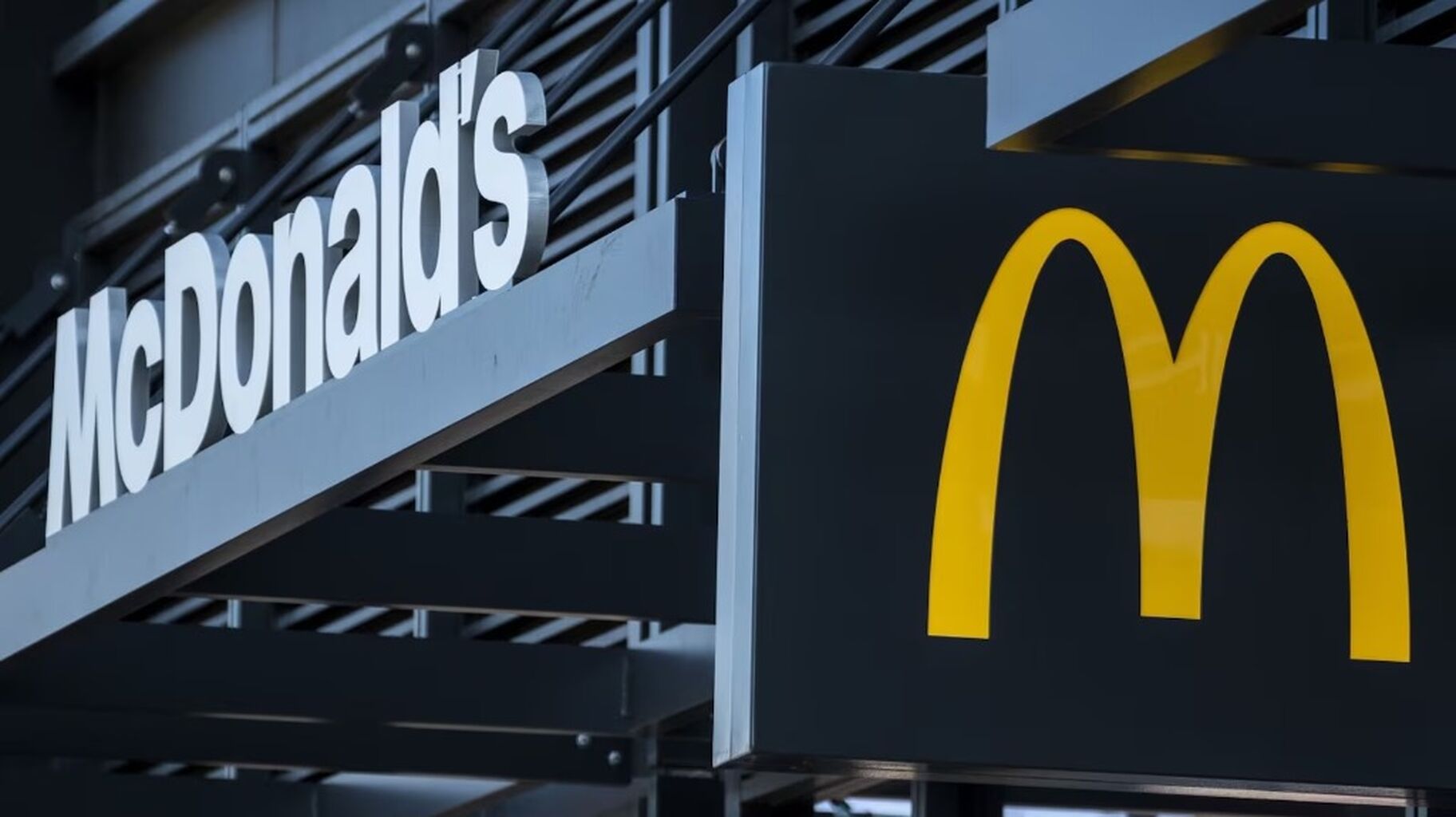 McDonald&rsquo;s feeds fan frenzy for Snack Wraps&rsquo; return as Popeyes joins the fray