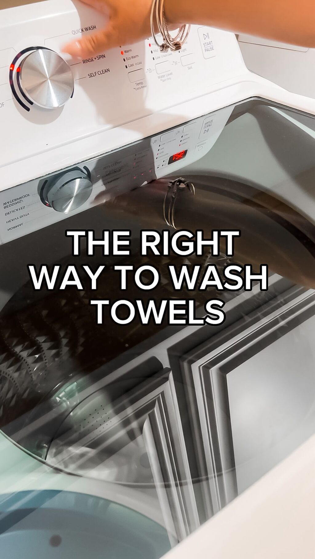 TOWEL WASHING