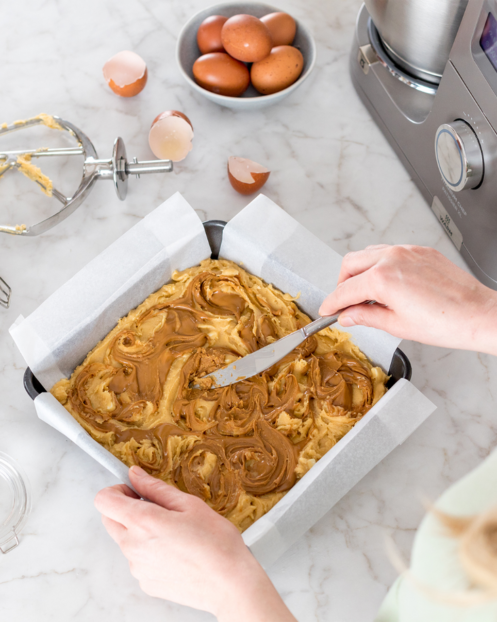 		White Chocolate and Speculoos Blondies | Kenwood BE