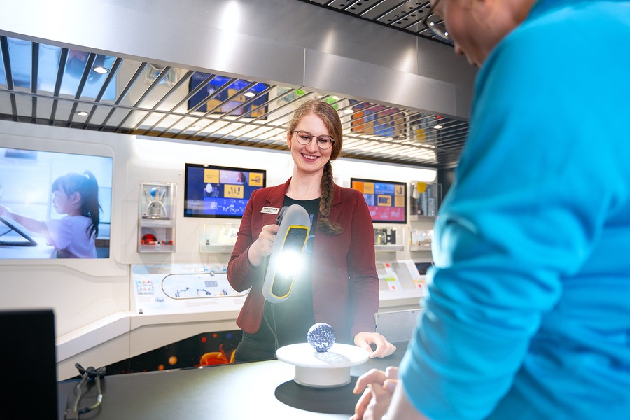 BLOG: EMPOWERING EDUCATION: MOBILE EXHIBITIONS ON TOUR ACROSS GERMANY