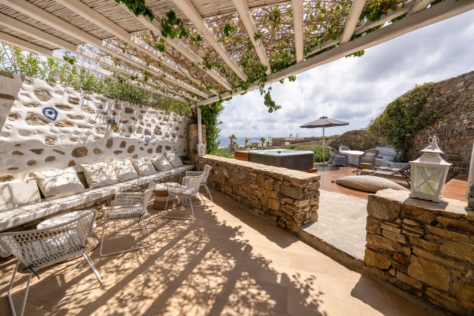 Anemoni Luxury private House with Jacuzzi