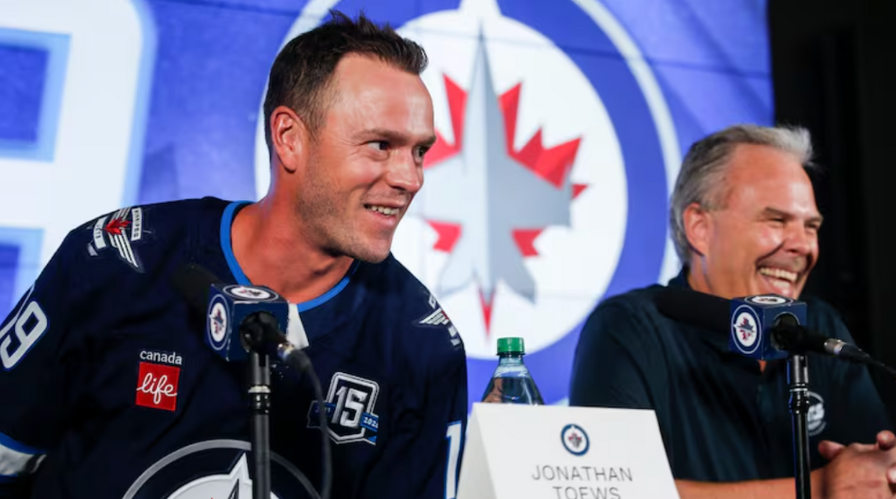 Jonathan Toews's healing journey: From long COVID back to the NHL