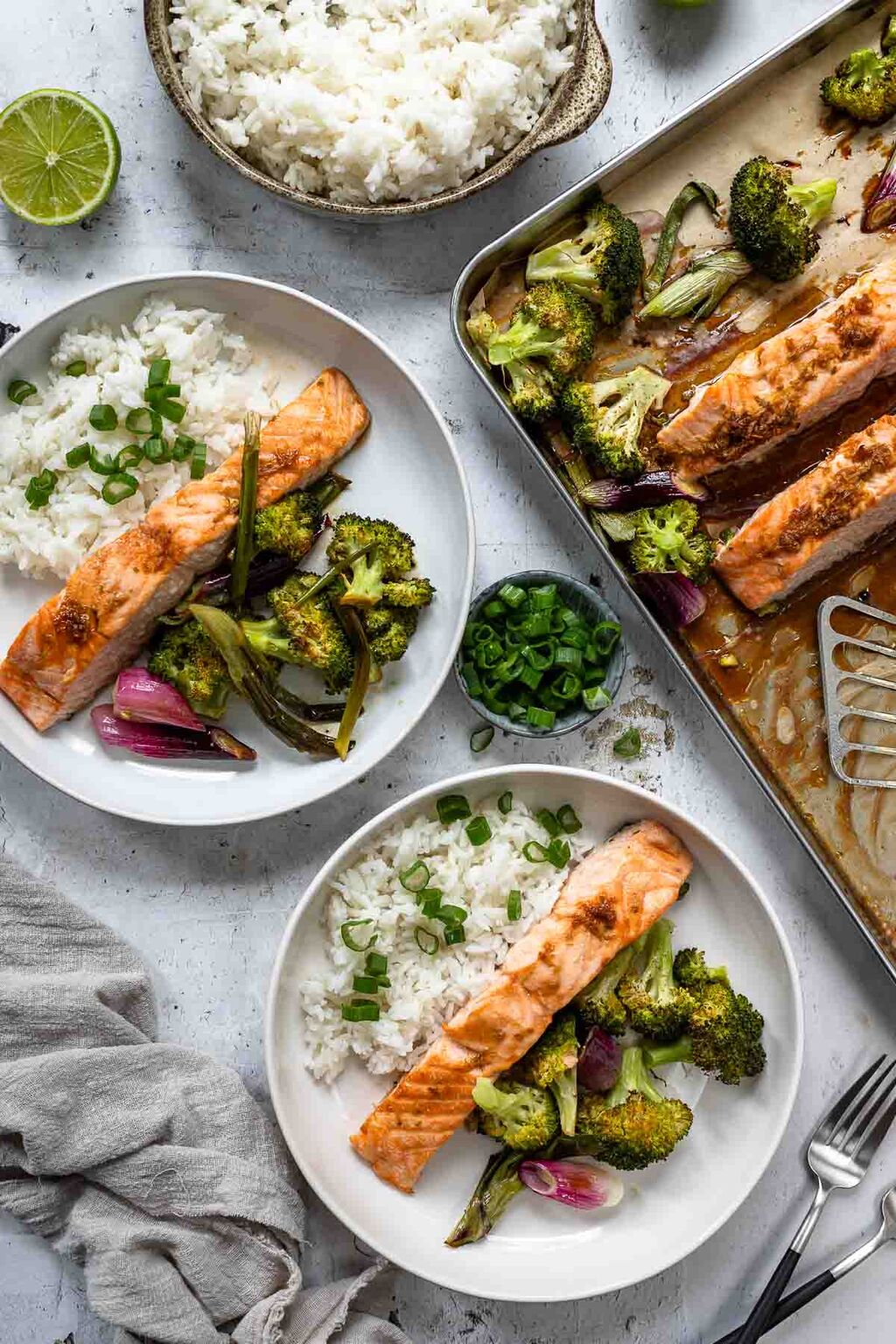 Lachs im Backofen mit Brokkoli (Thai-Style) | Rezept | Elle Republic