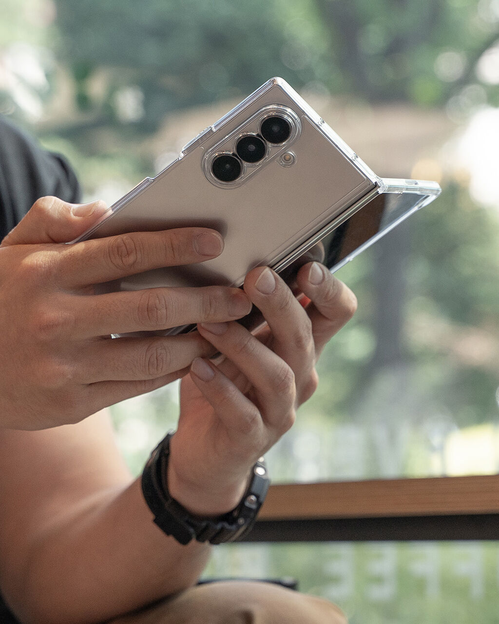 Galaxy Z Fold 7 | Fusion Clear