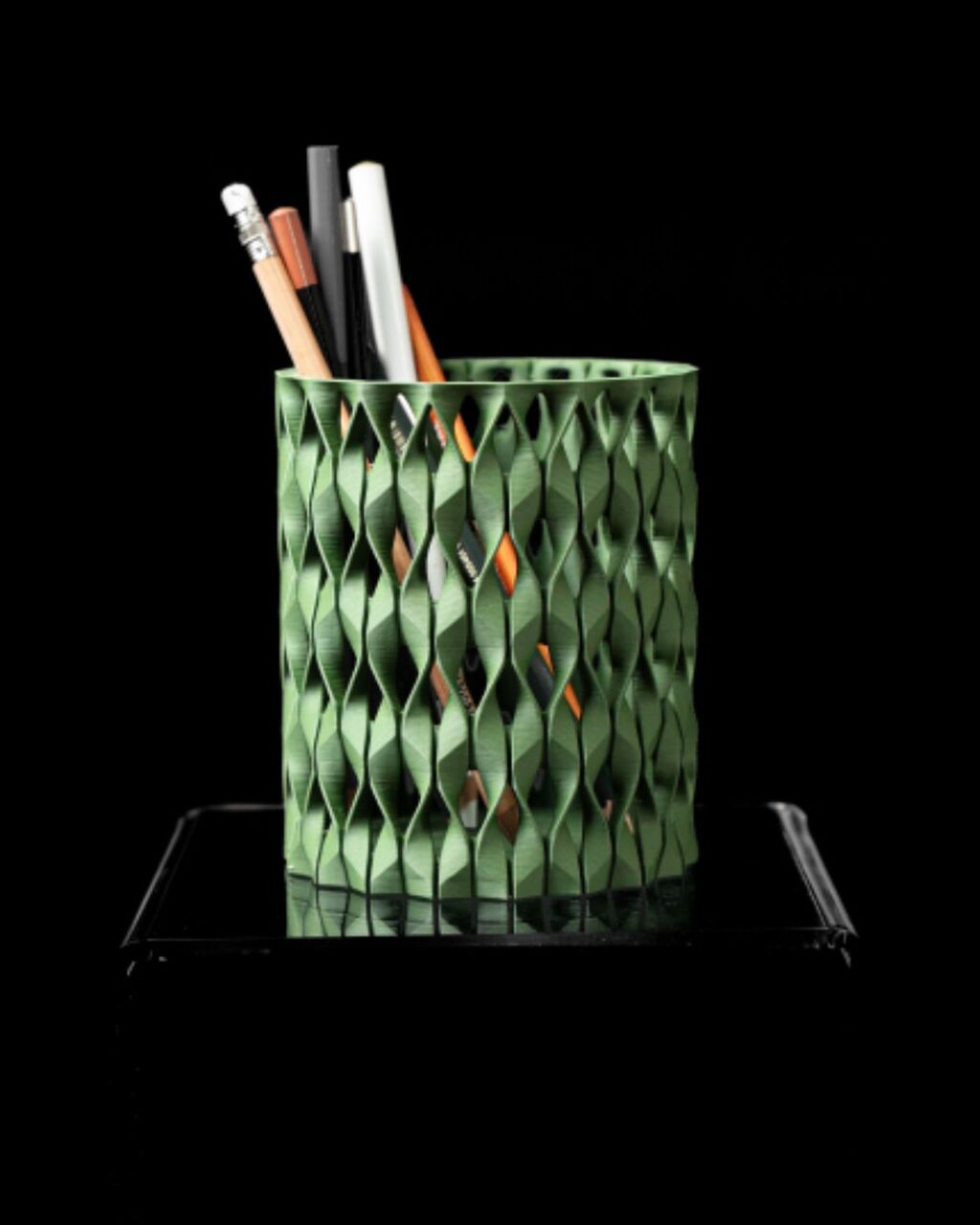 Chain Pencil Holder