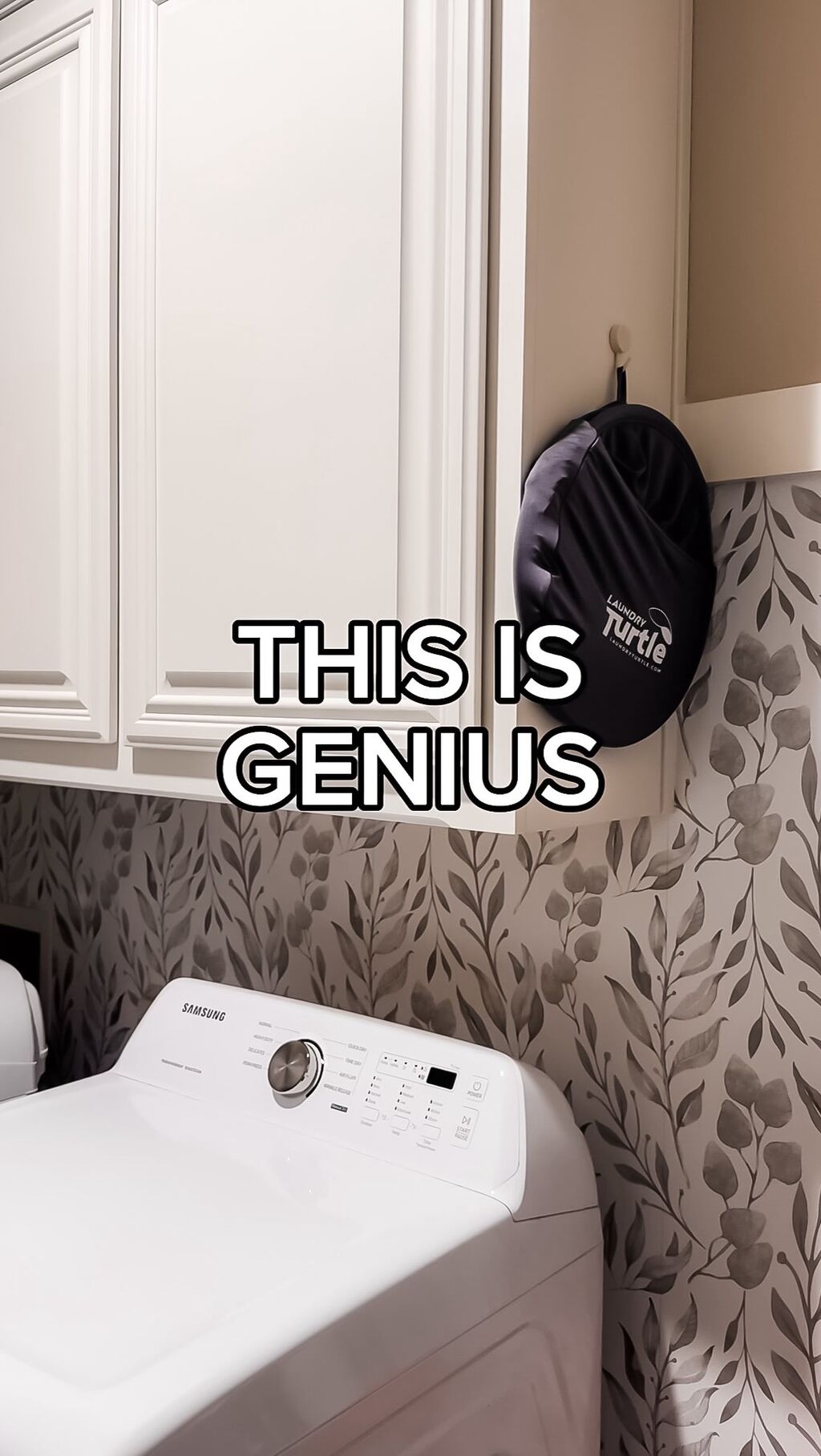 COLLAPSIBLE LAUNDRY BASKET