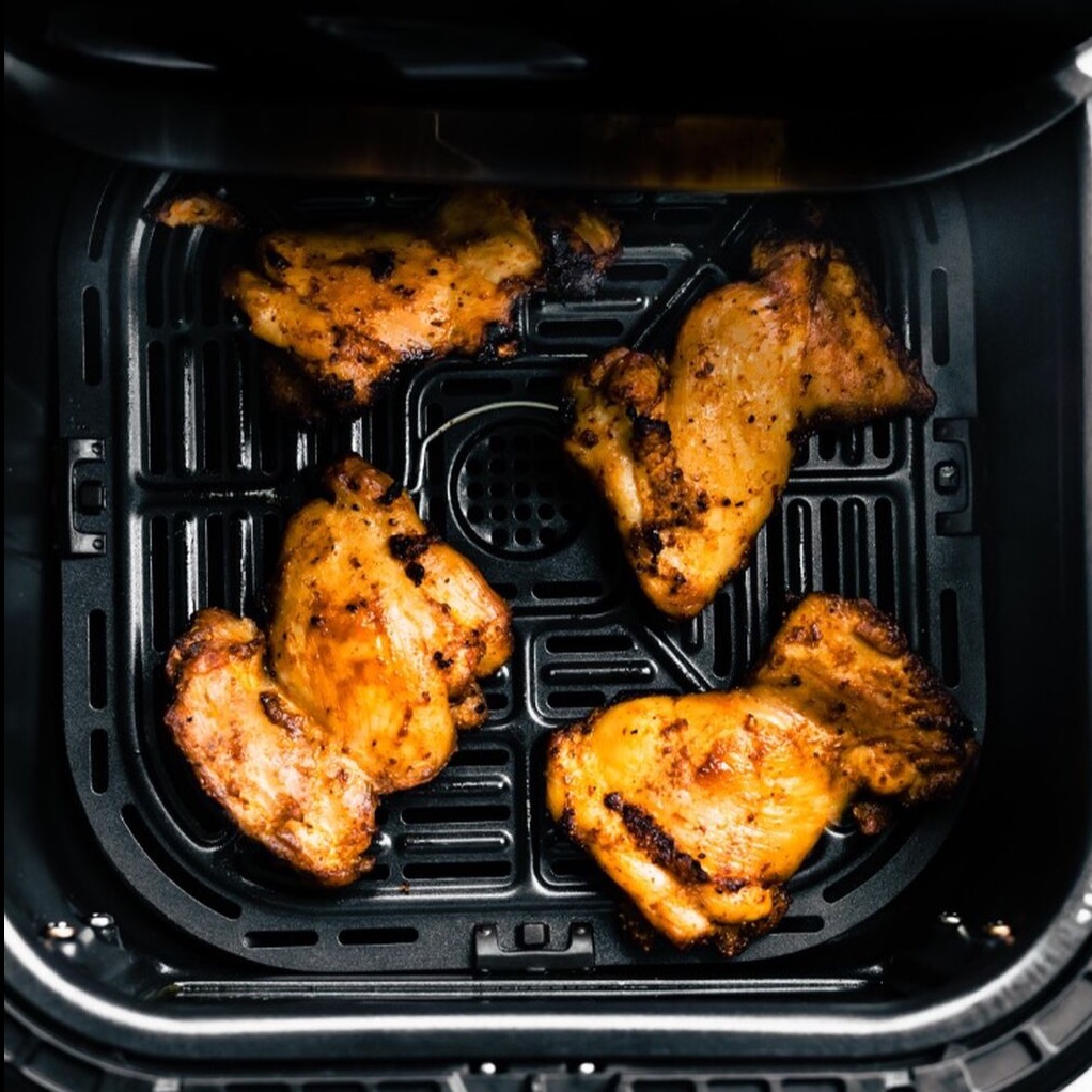 Air Fryer Chicken Thighs (Boneless & Skinless)