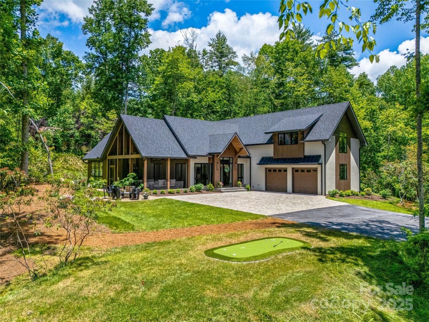 216 Shadybrook Trail