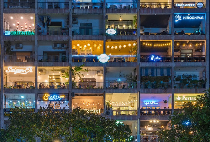 Saigon Modern Nightlife Walking Tour