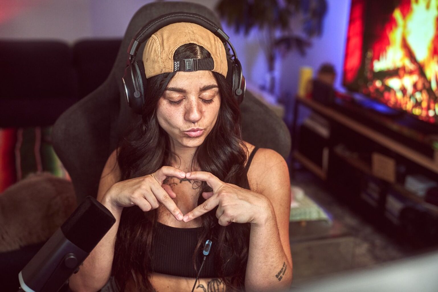 TWITCH