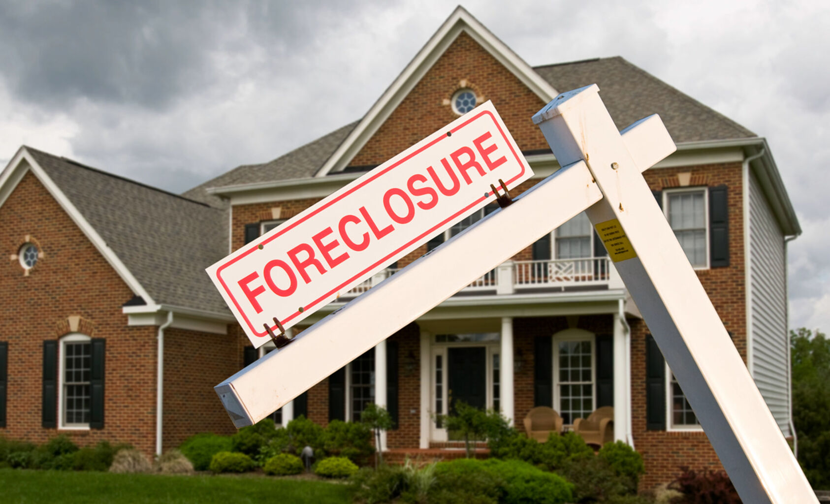 US foreclosure activity continued to rise in first half of 2025, ATTOM says
