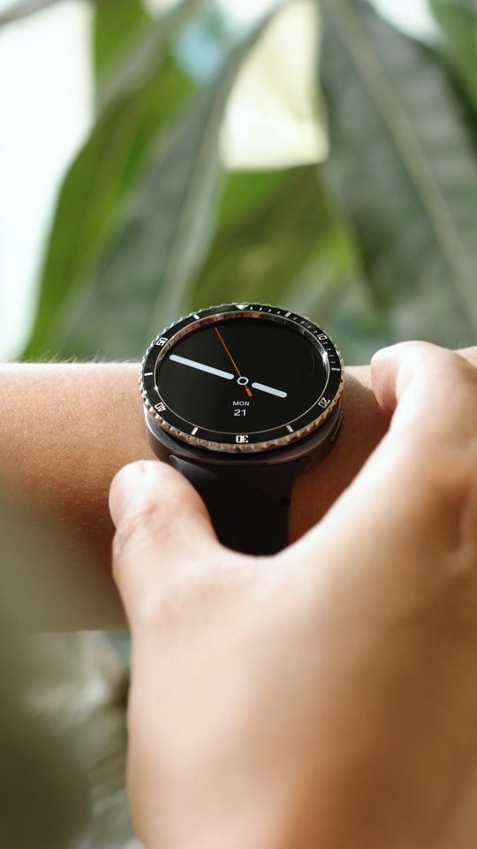 Galaxy Watch 8 Classic | Bezel Styling