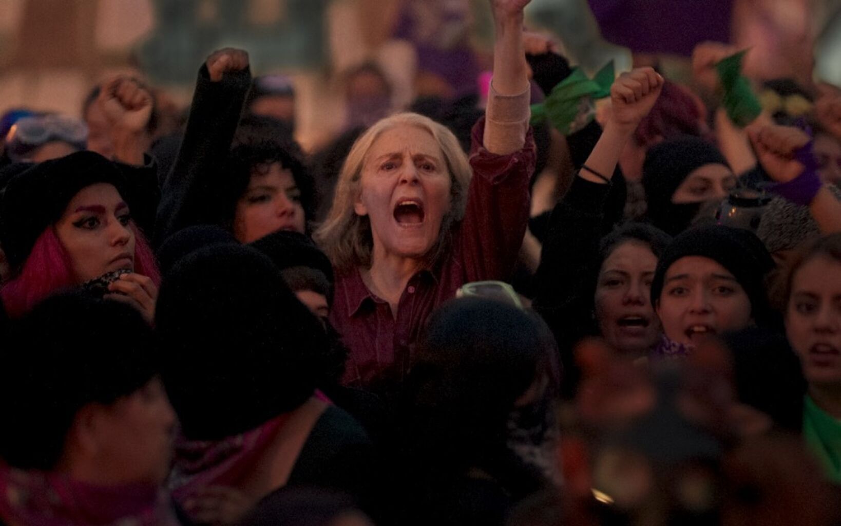 Aristegui Noticias &middot;  'Ruido', de Natalia Berist&aacute;in, un grito de feminismo y sororidad ante la desesperanza