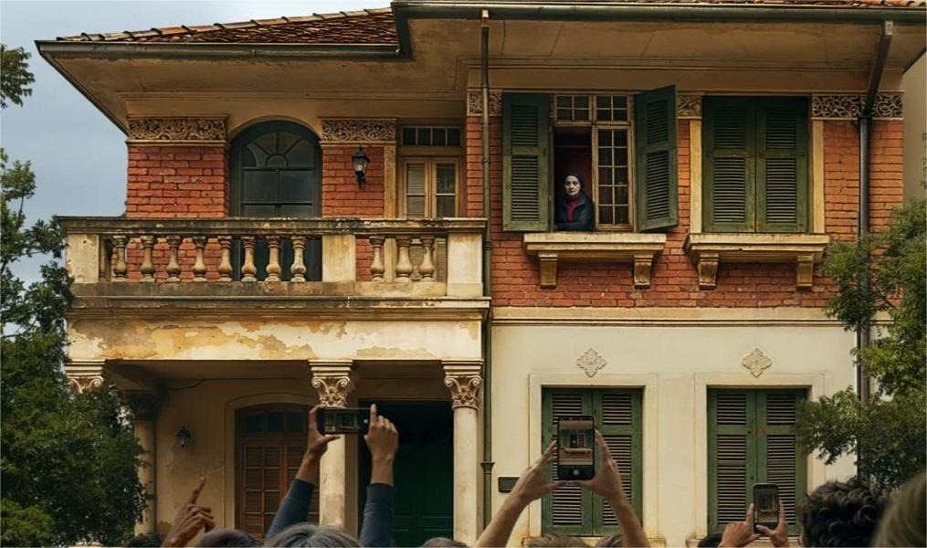 COLUNA FORA DE S&Eacute;RIE