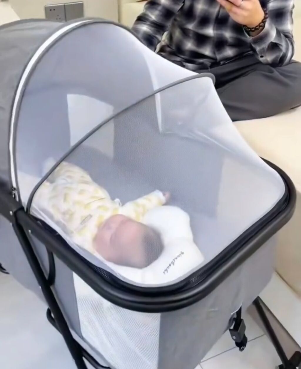 BABY CRIB