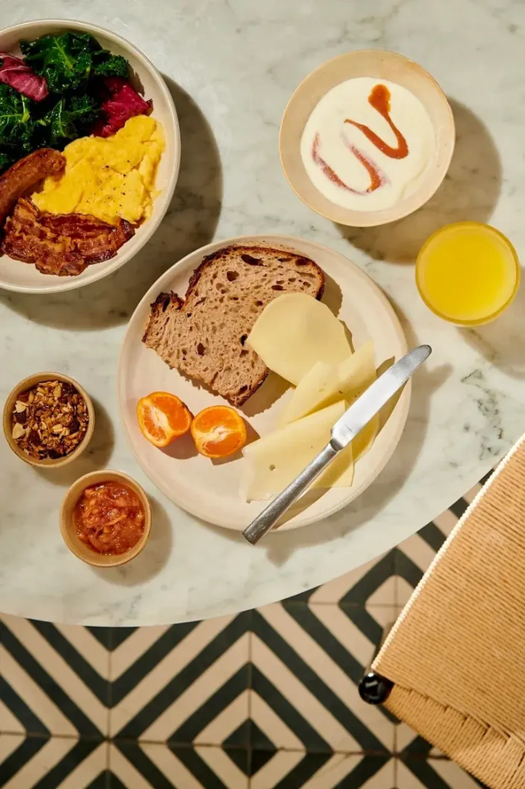 DAYTIME MANAGER POSITION AT MIRABELLE